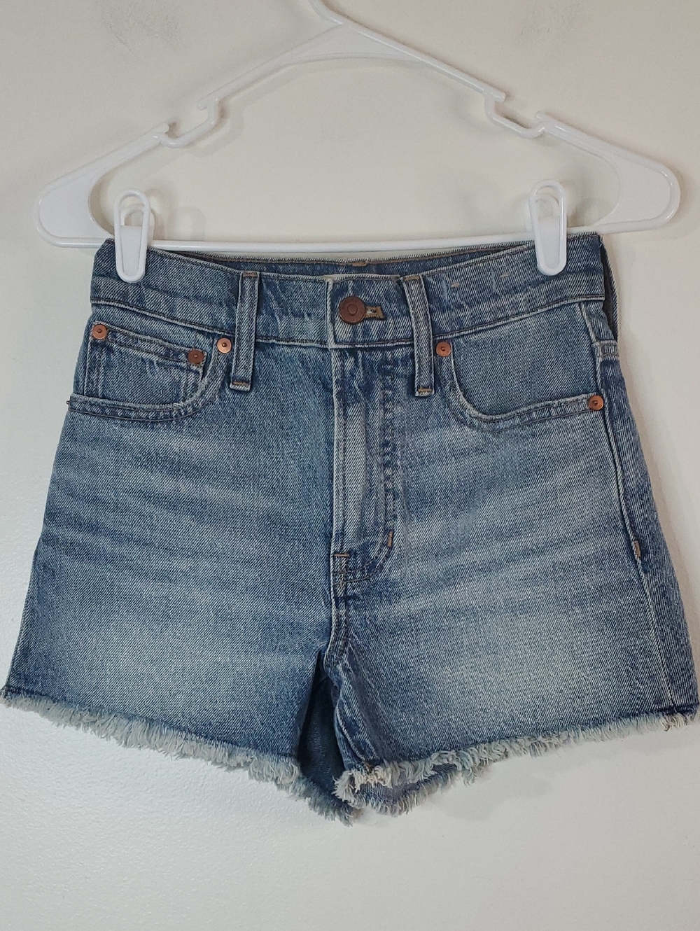 Madewell Perfect Jean Short Size 23 Medium Wash High-Rise Denim Frayed Hem
